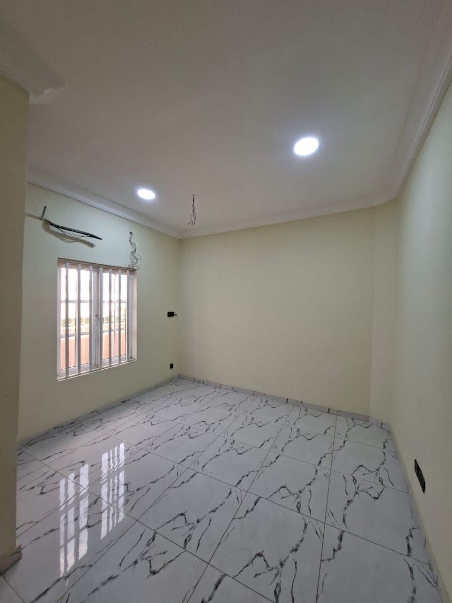 FOR SALE – MODERN 3 BEDROOM HOUSE