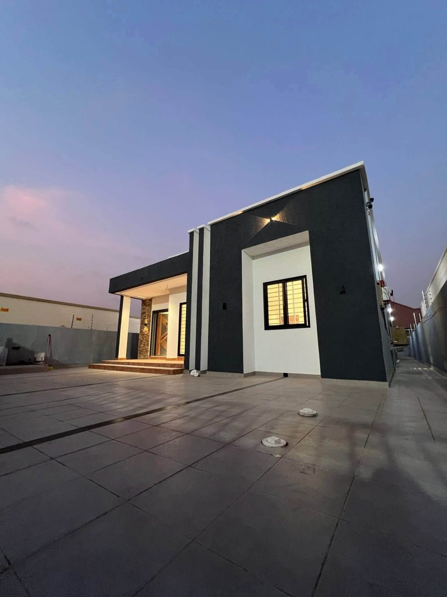 Modern 3-Bedroom En-Suite House with Boys’ Quarters