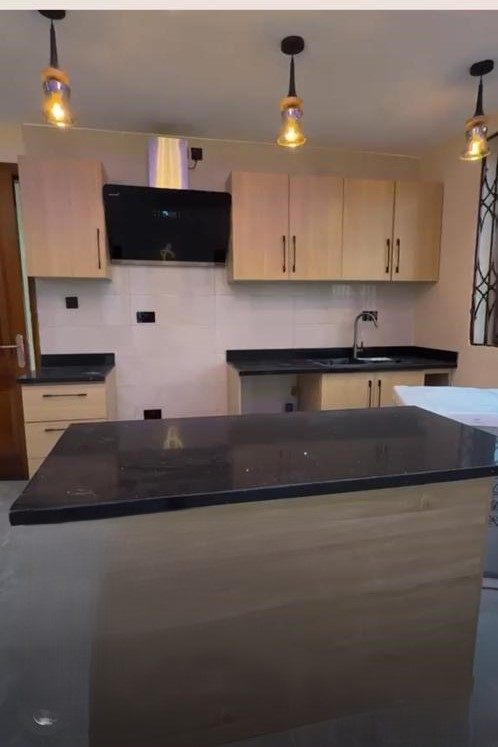 2 BEDROOM HOUSE FOR SALE
