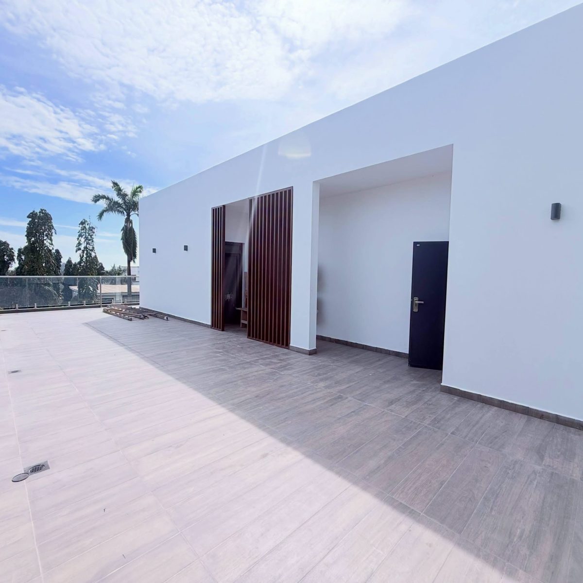 EXCLUSIVE LUXURY RESIDENCE FOR RENT | CANTONMENTS, ACCRA