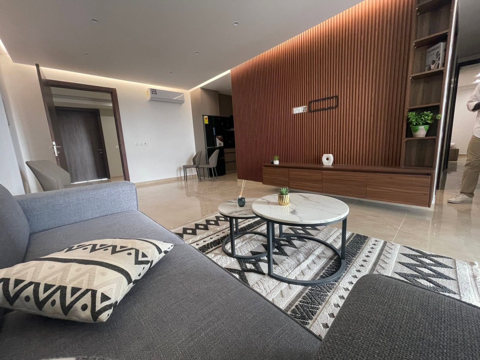 Luxurious 1 & 2 Bedroom Furnished Apartments for Rent – Osu, Accra
